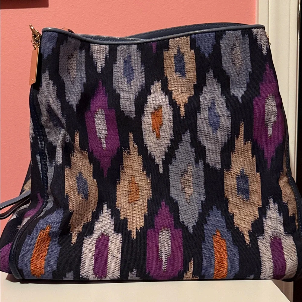 Coach iKat Stunning Tote and Wristlet Set - Picture 7 of 13